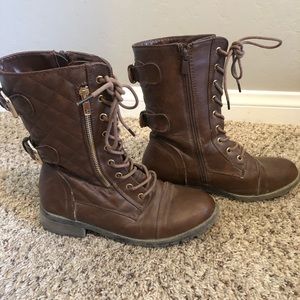 Brown Mid Calf Combat Boots Size Medium